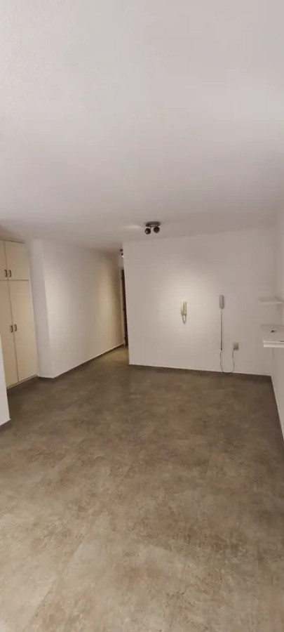 Alquiler Apartamento Monoambiente Tres Cruces terraza cochera · Foto 10