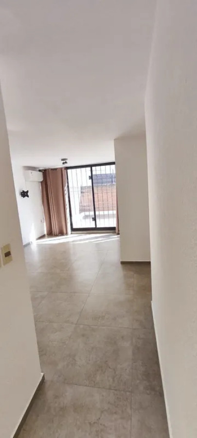 Alquiler Apartamento Monoambiente Tres Cruces terraza cochera · Foto 9