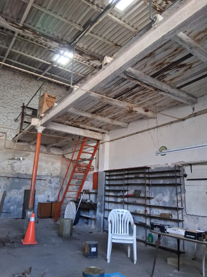 Alquiler Galpon Deposito o Taller 100m2 Brazo Oriental · Foto 9