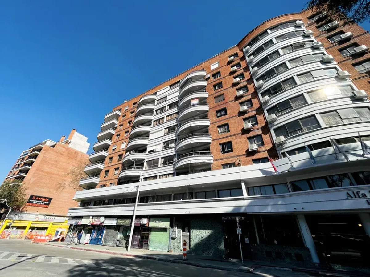 Alquiler Apartamento Monoambiente Tres Cruces con balcon · Foto 9