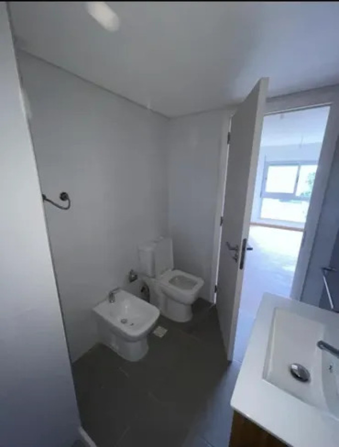 Alquiler Apartamento 1 Dormitorio Parque Batlle balcon cochera · Foto 9