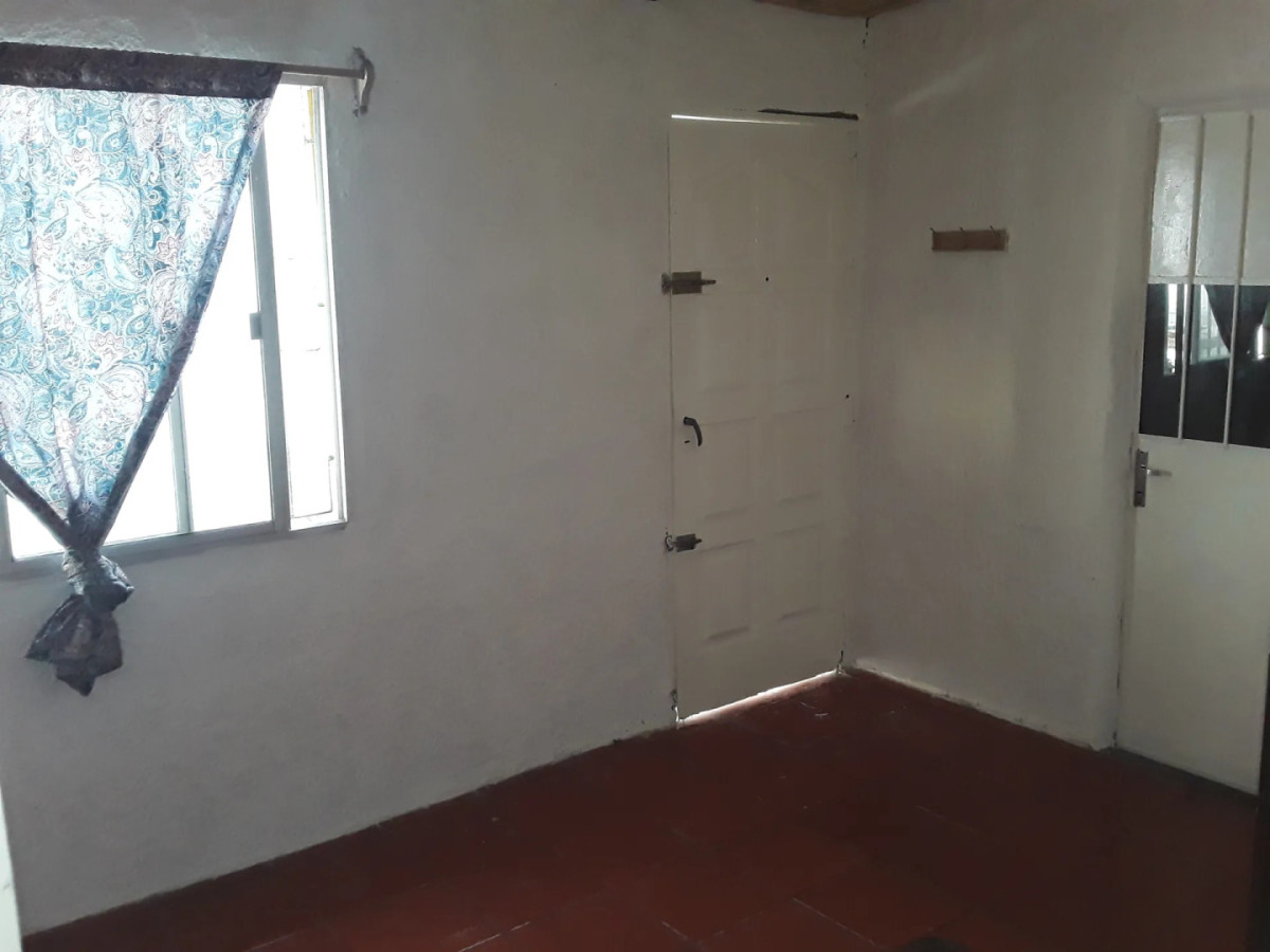 Alquiler Galpon con Apartamento 180m2 Cerrito · Foto 11