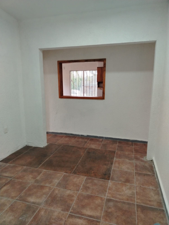 Alquiler Casa 2 Dormitorios El Pinar Norte Patio y Cochera · Foto 8