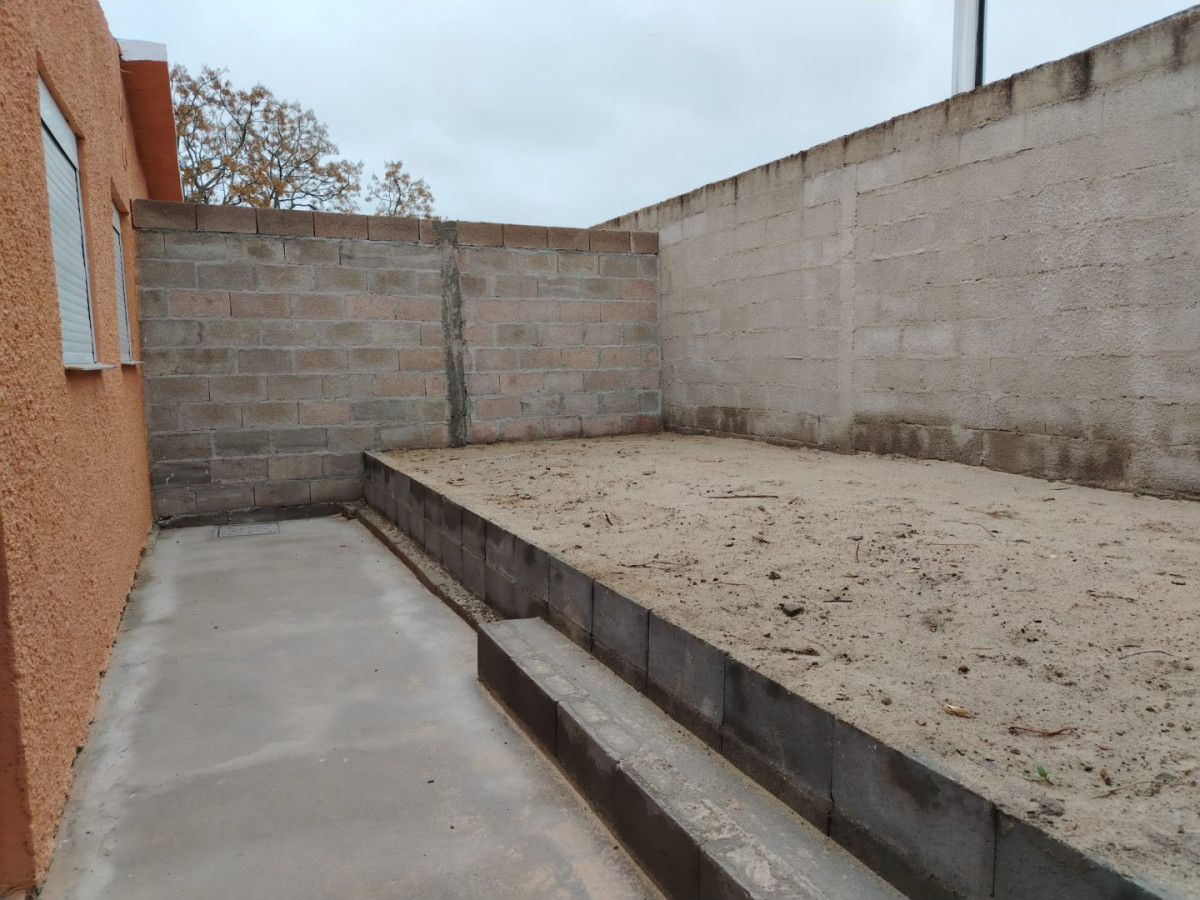 Alquiler Casa 2 Dormitorios El Pinar Norte Patio y Cochera · Foto 12