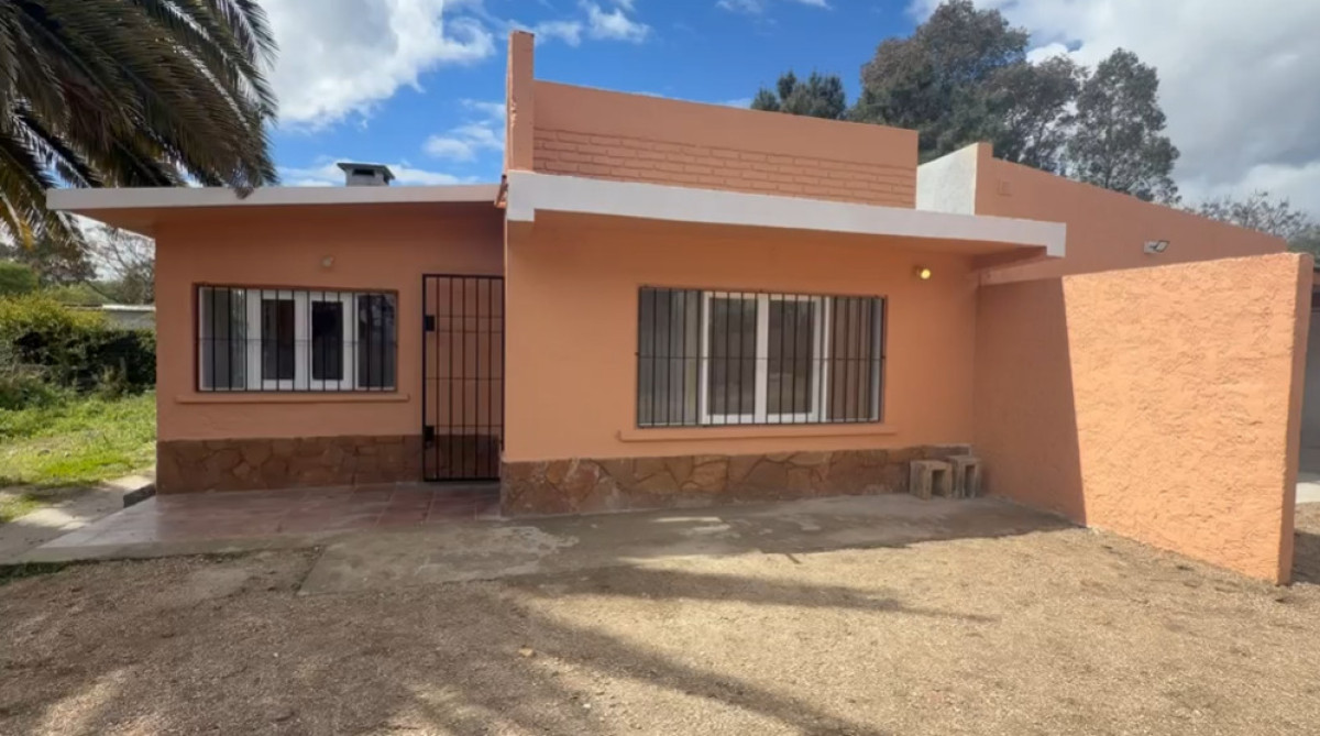 Alquiler Casa 2 Dormitorios El Pinar Norte Patio y Cochera