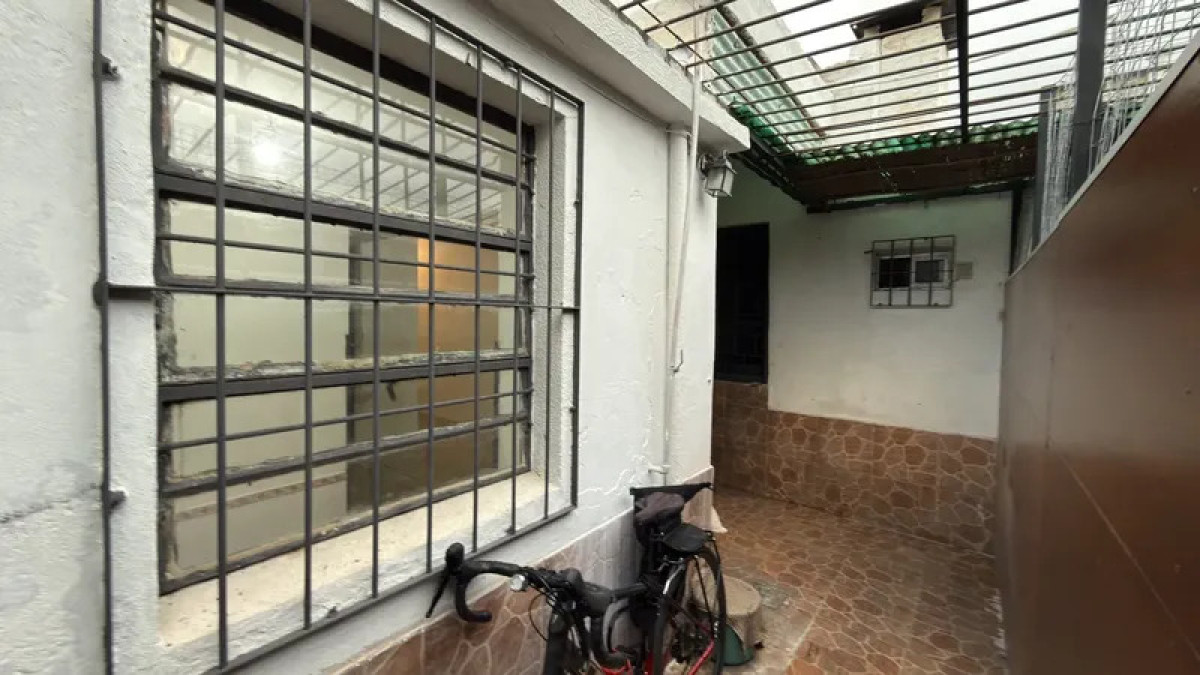 Alquiler Casa en PH 2 Dormitorios Union con patio · Foto 12