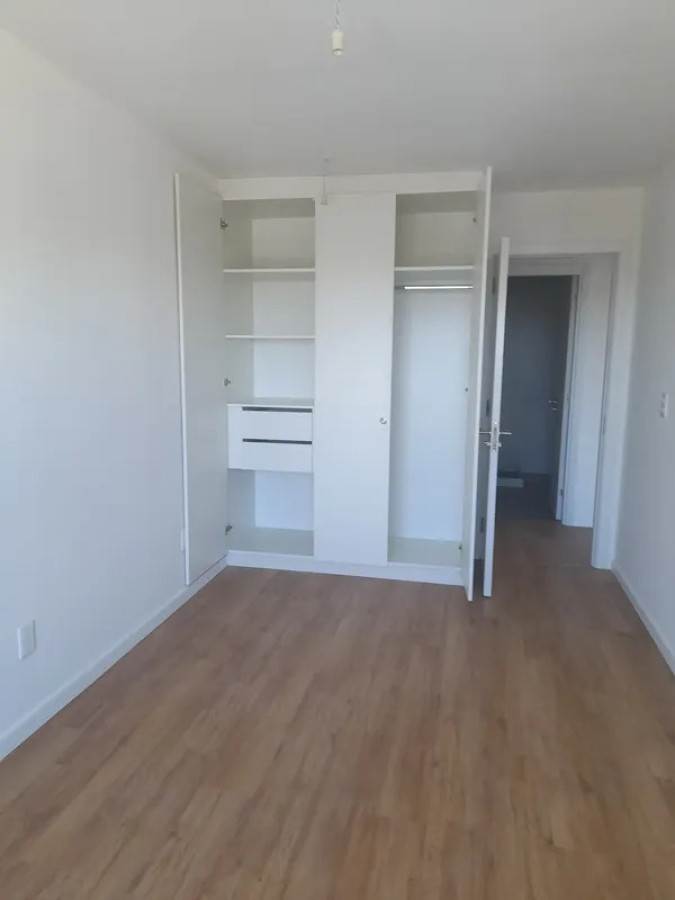 Alquiler Apartamento 2 Dormitorios Tres Cruces balcon cochera · Foto 10
