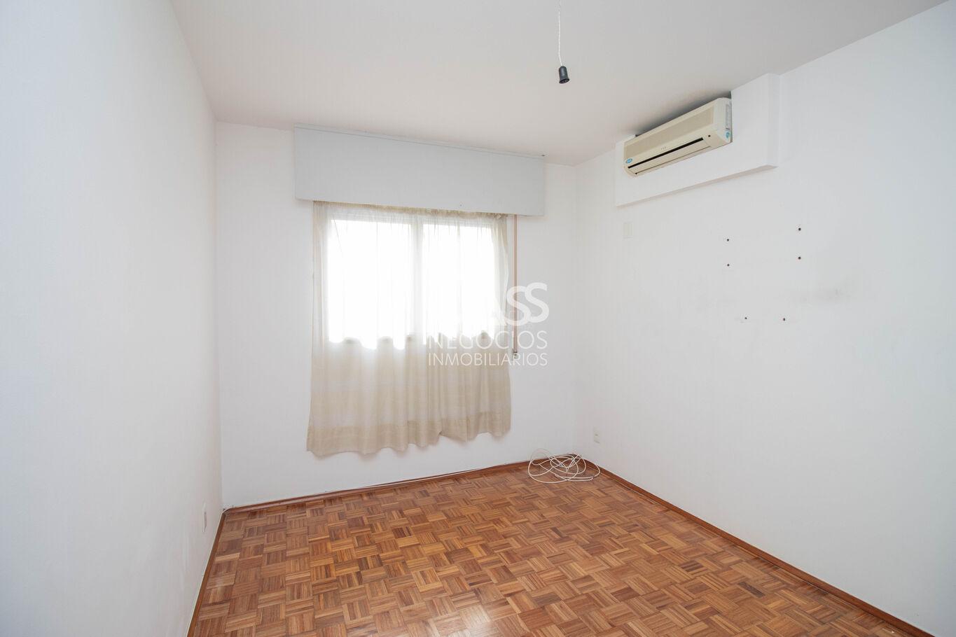 ALQUILER APARTAMENTO MALVIN 2 DORMITORIOS Y ESCRITORIO. FRENTE A RAMBLA. 2 BAÑOS. EXCELENT · Foto 10