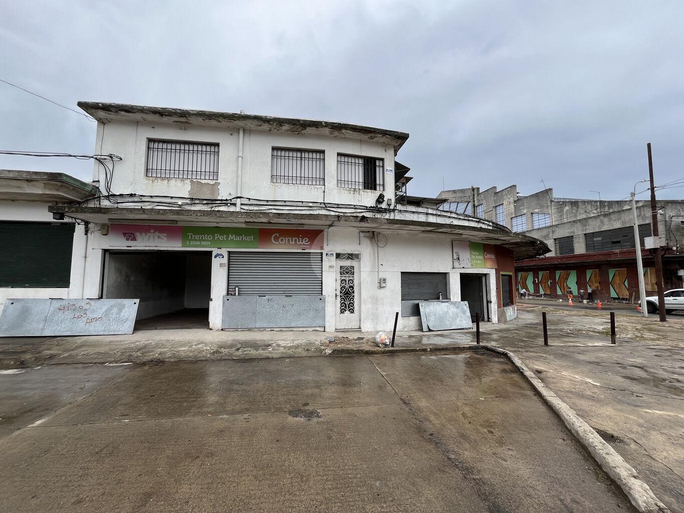 Local Comercial / Depósito