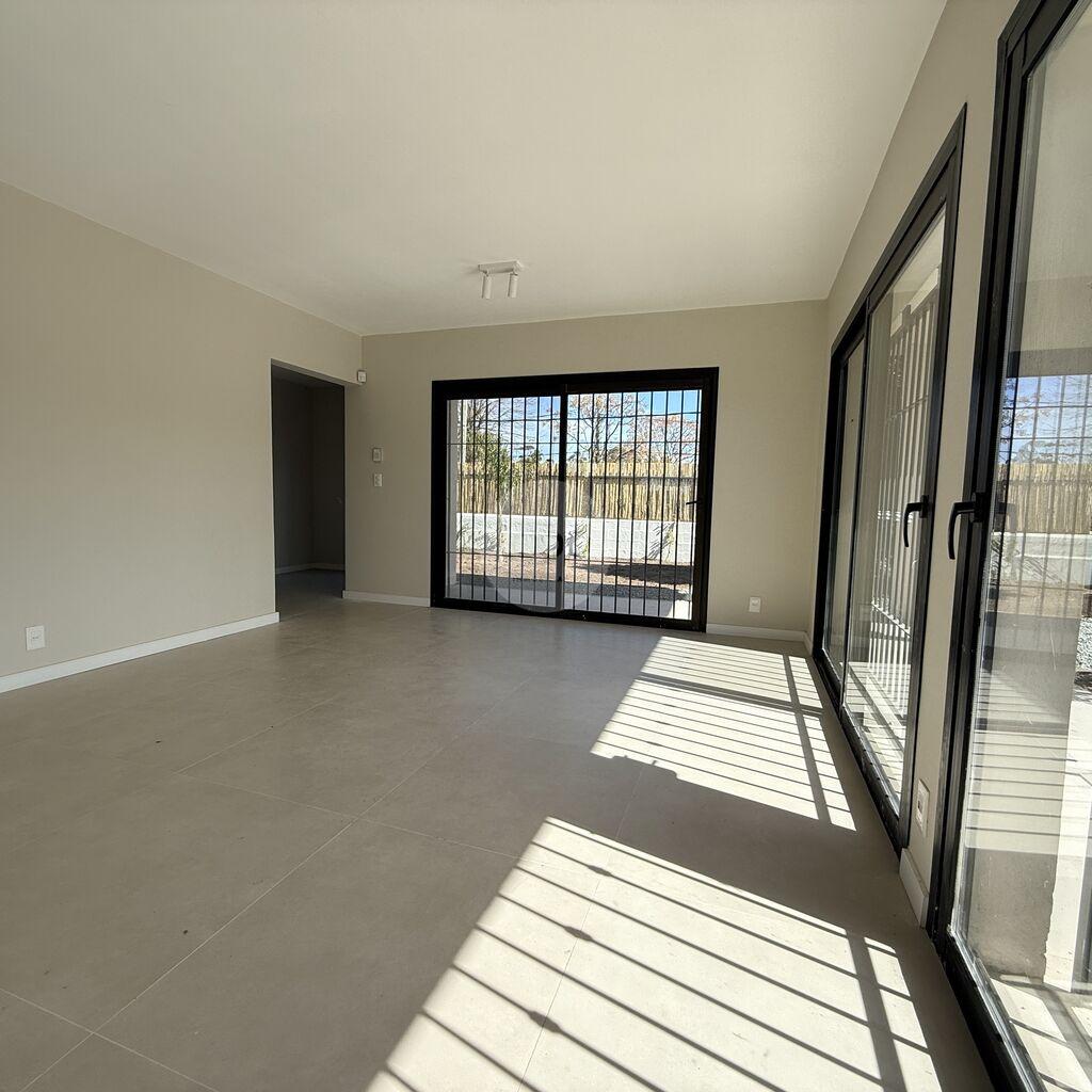 Alquiler casa de 3 dormitorios en Paso Carrasco pegado a Parque Miramar · Photo 7