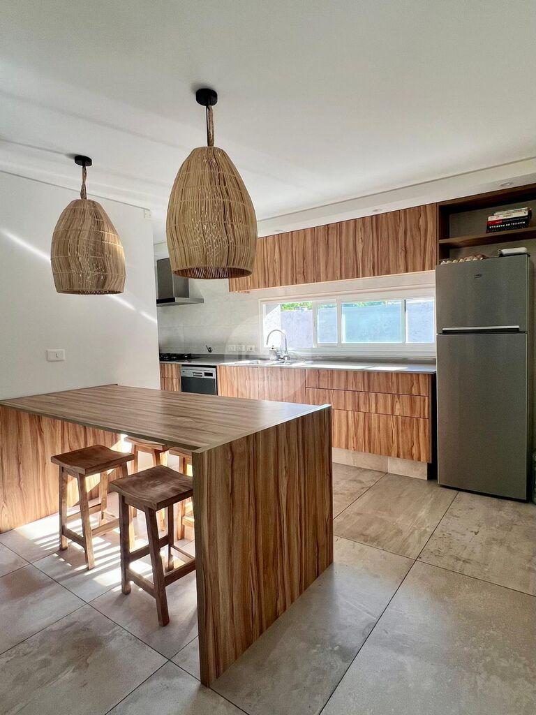 Alquiler | Casa de 3 dormitorios, 3 baños en El Pinar, gran terreno. · Foto 7