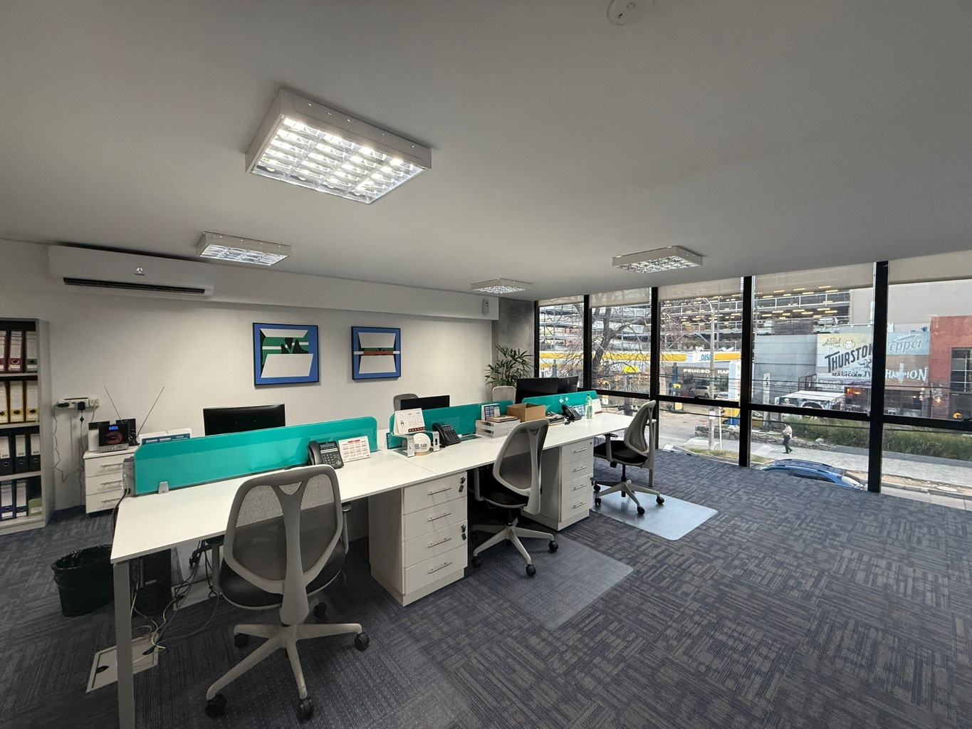 Alquiler Oficina Punta carretas | 260mts | 3 baños | 4 cocheras