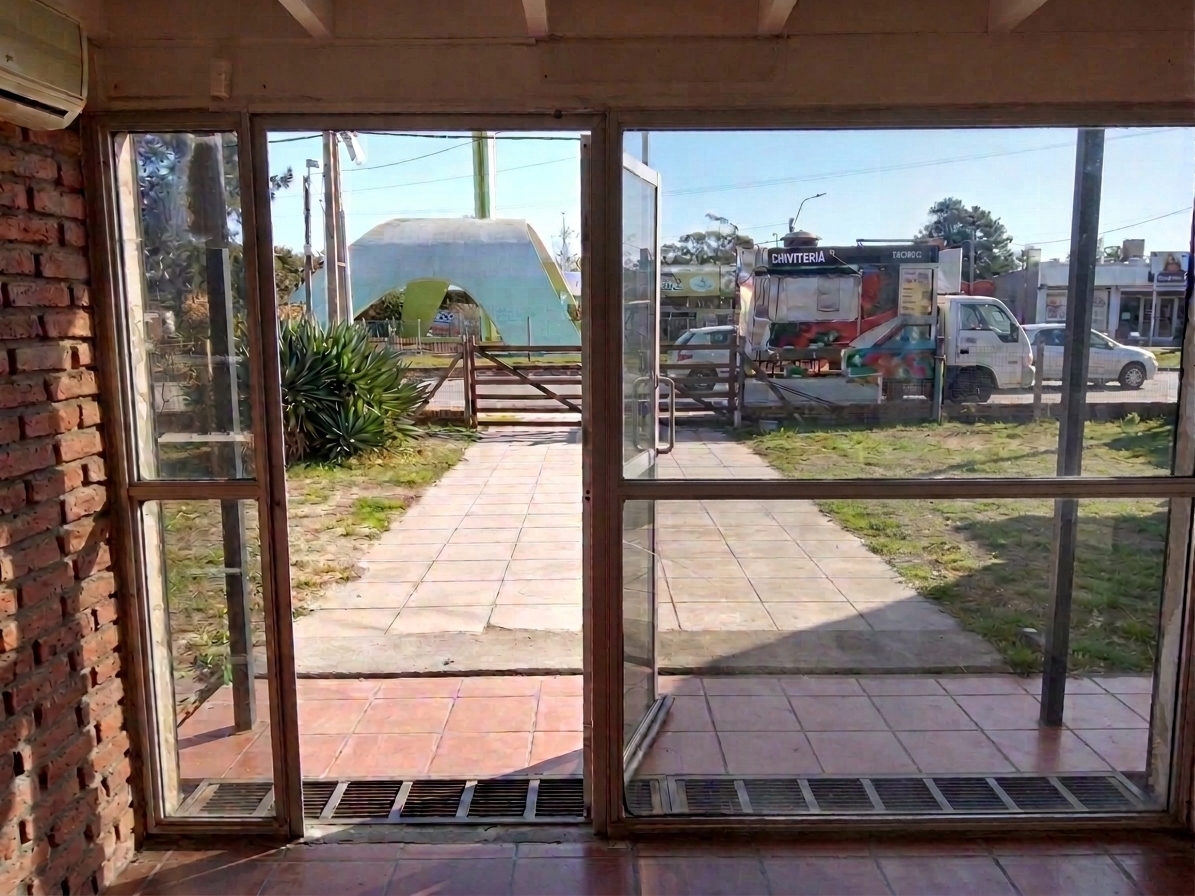 Casa + Local comercial en alquiler en Salinas · Foto 10
