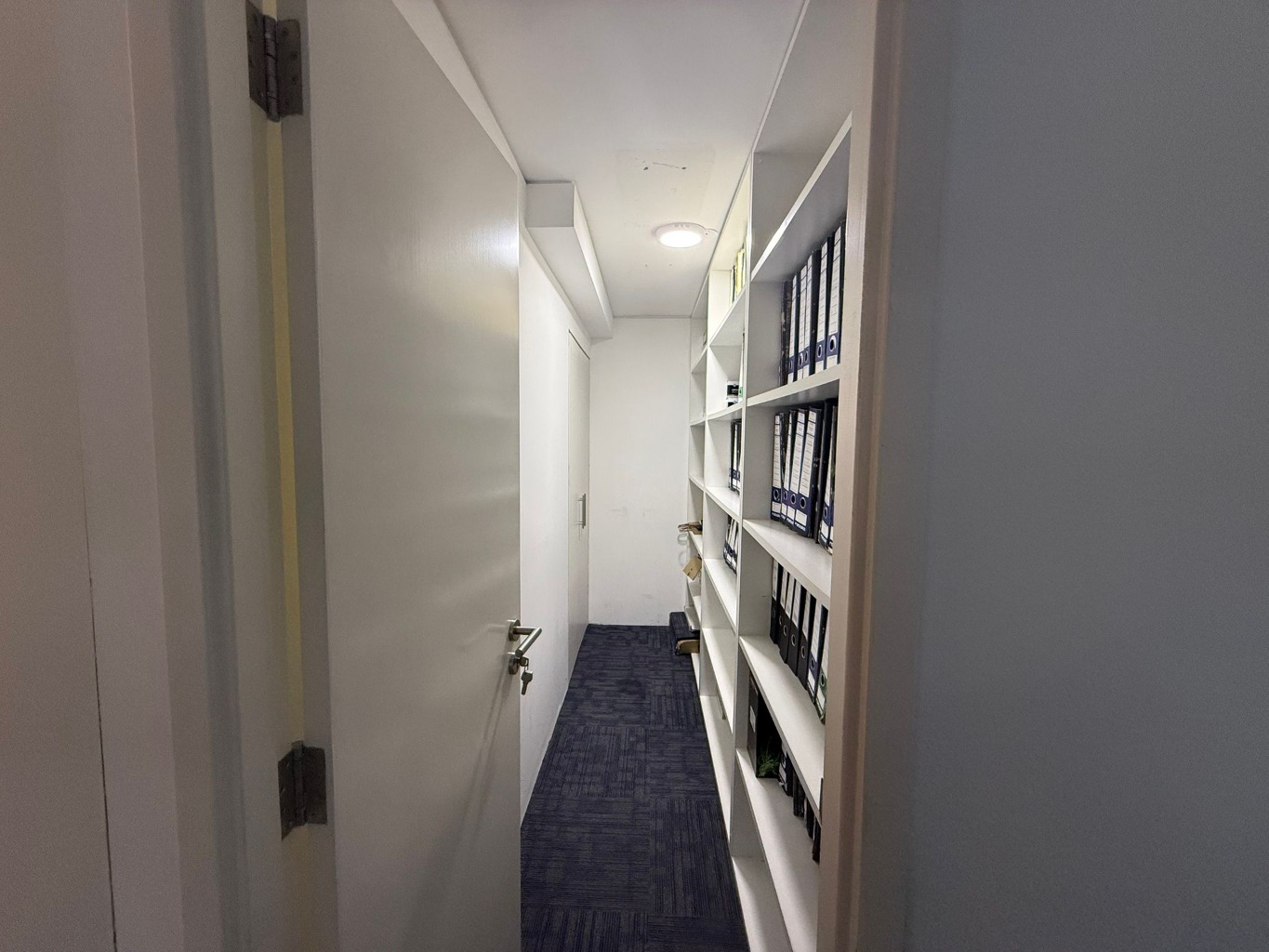 Alquiler Oficinas Punta carretas 270mts cubiertos 4 garages seguridad 24hs · Foto 7