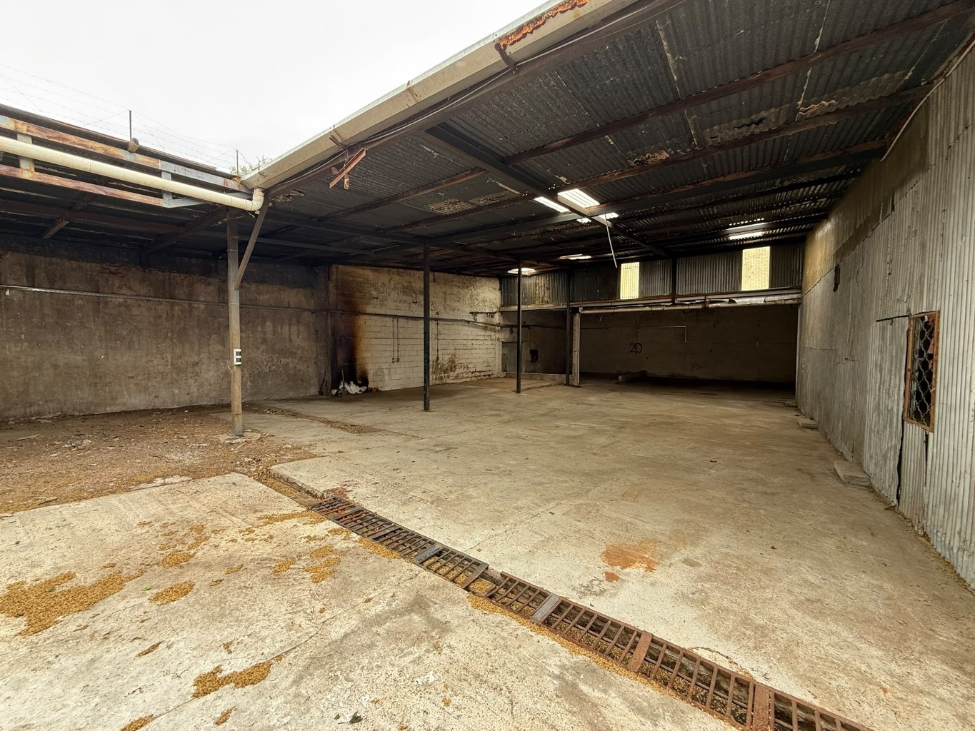 Alquiler La comercial Logistica/Galpon/Deposito 425mts · Photo 6