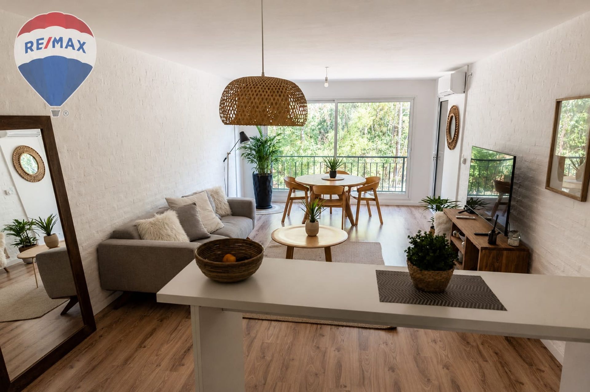 ALQUILER APARTAMENTO EN HARAS DEL LAGO CON GARAJE