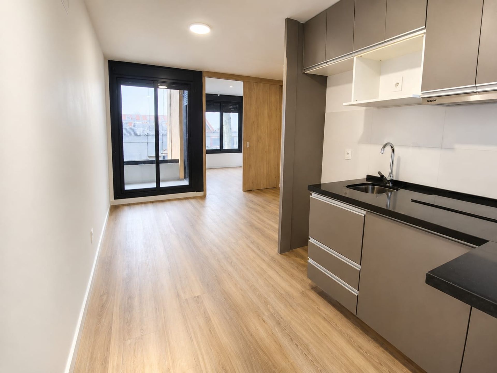 ALQUILER TRES CRUCES  1 DORMITORIO A ESTRENAR