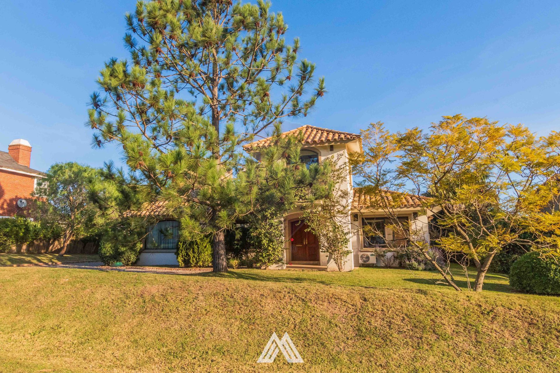 VENTA CASA EN ALTOS DE LA TAHONA 3 DORM ESCRITORIO - foto 2