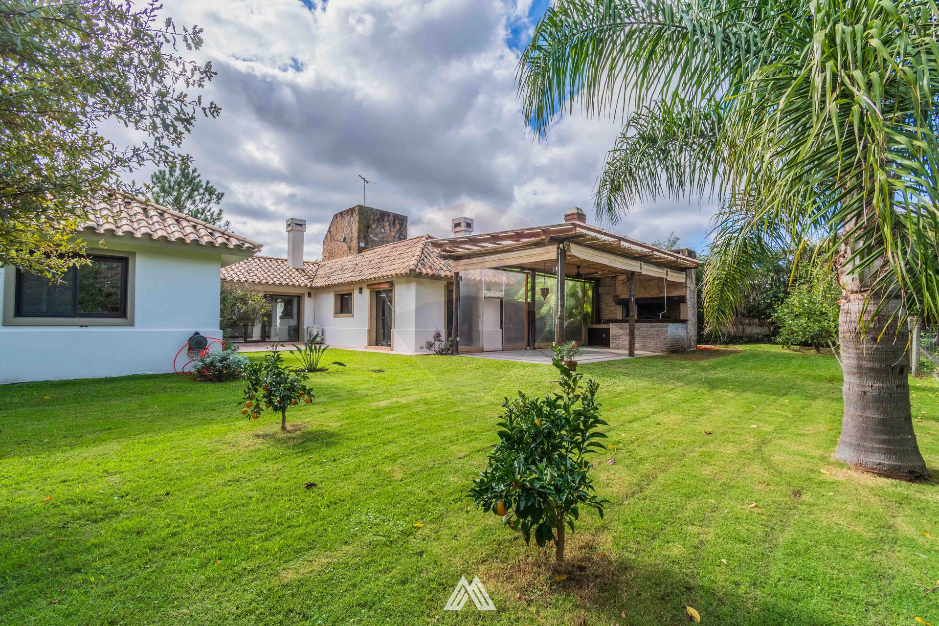 VENTA CASA EN ALTOS DE LA TAHONA 3 DORM ESCRITORIO - foto 1
