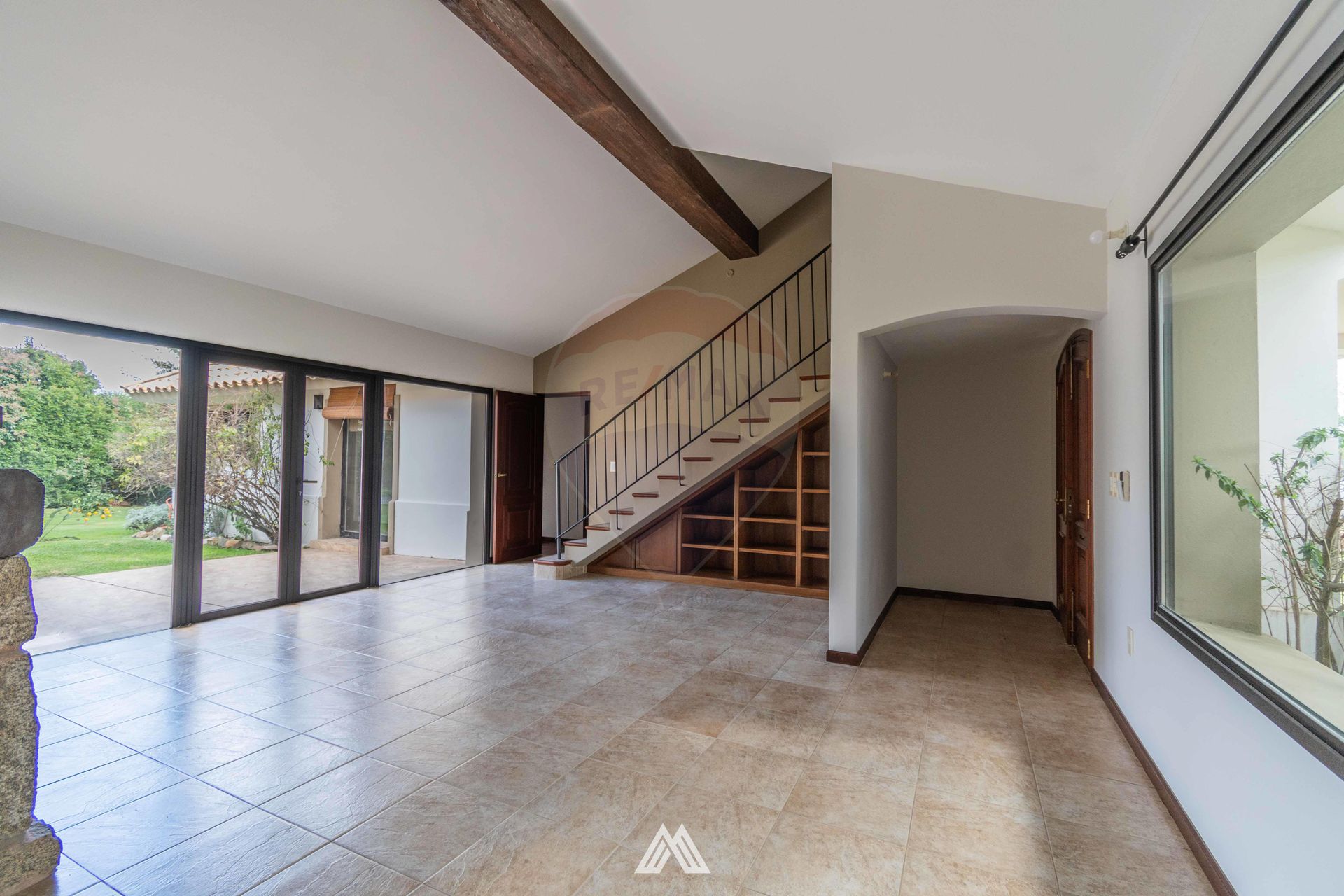 VENTA CASA EN ALTOS DE LA TAHONA 3 DORM ESCRITORIO - foto 5