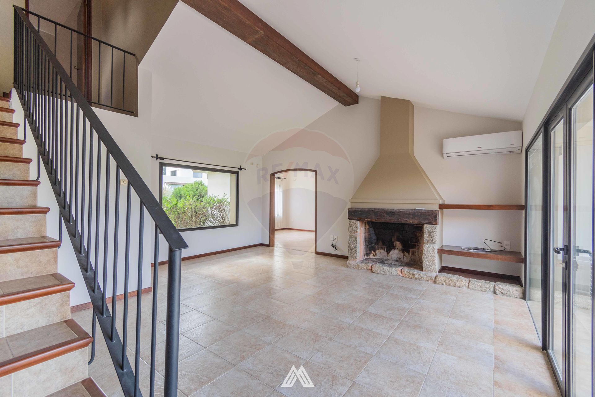 VENTA CASA EN ALTOS DE LA TAHONA 3 DORM ESCRITORIO - foto 4