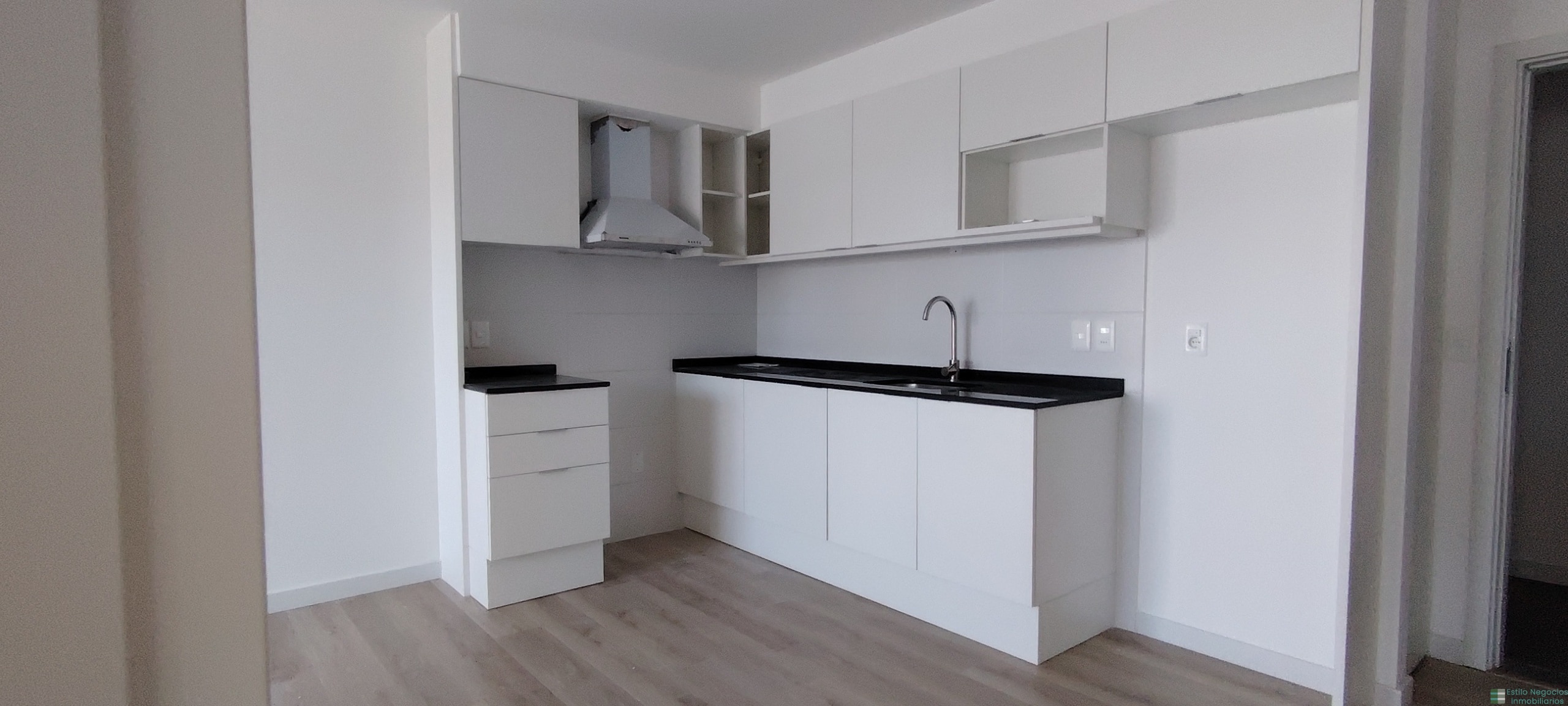 Apartamento en alquiler c/ cochera en Cordón