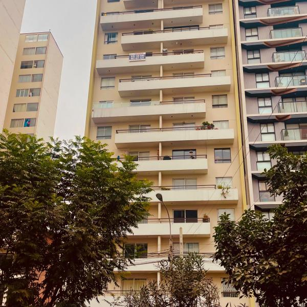 Departamento en alquiler en Surquillo