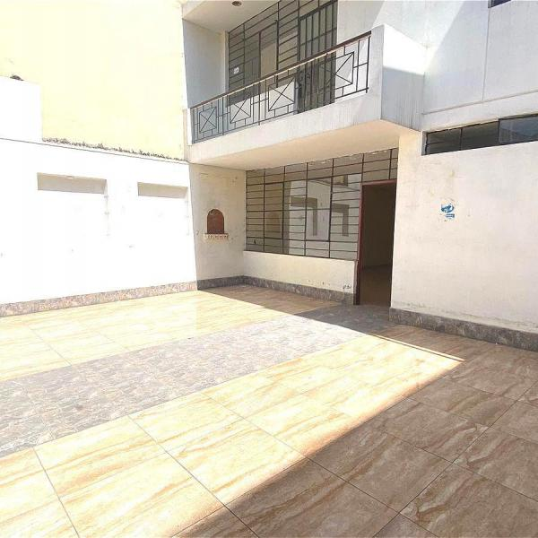 Casa en alquiler en Bellavista