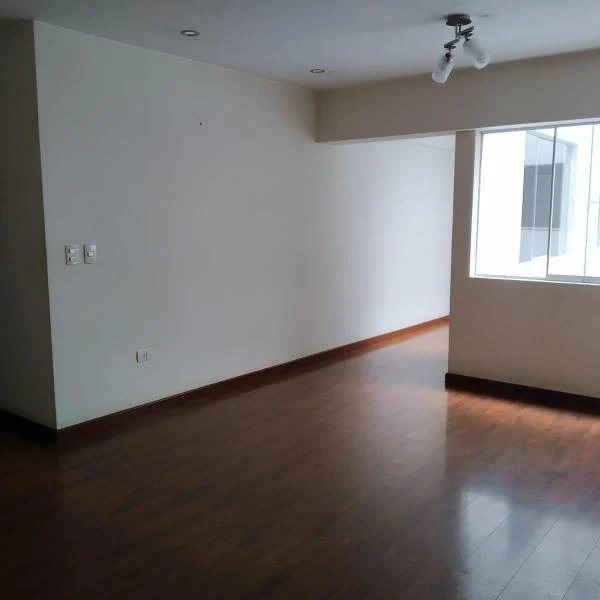 Departamento en alquiler en San Borja