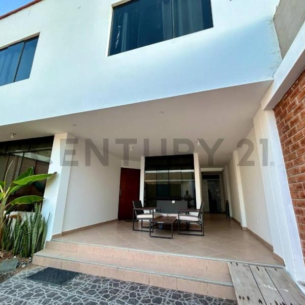 Casa en alquiler en Chorrillos