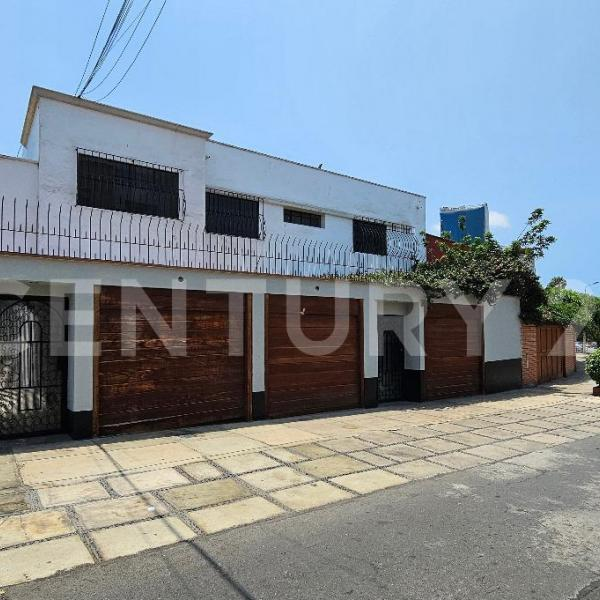Casa en venta en Miraflores