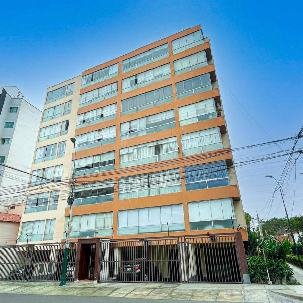 Departamento en alquiler en Surquillo