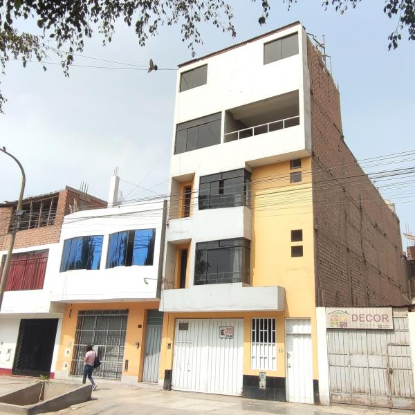 Casa en venta en Los Olivos