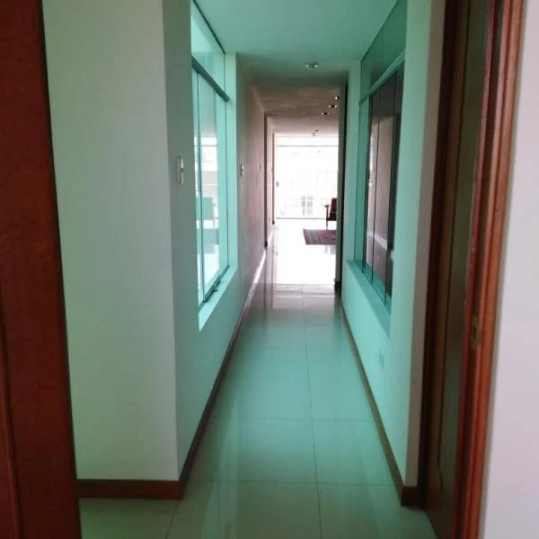 Departamento en venta en José Luis Bustamante y Rivero