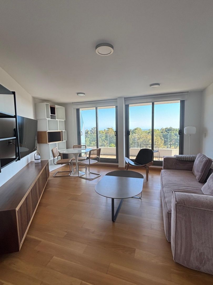 Departamento en alquiler de 3 ambientes en Golf