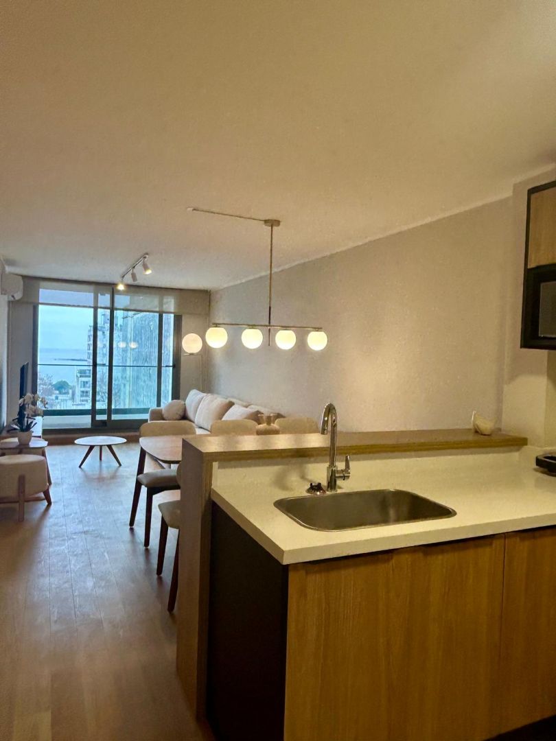 Departamento en alquiler de 2 ambientes en Punta Carretas