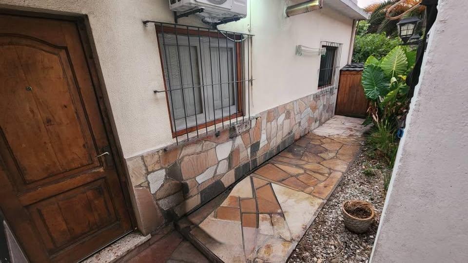 Casa en alquiler c/ cochera en Malvin · Foto 10
