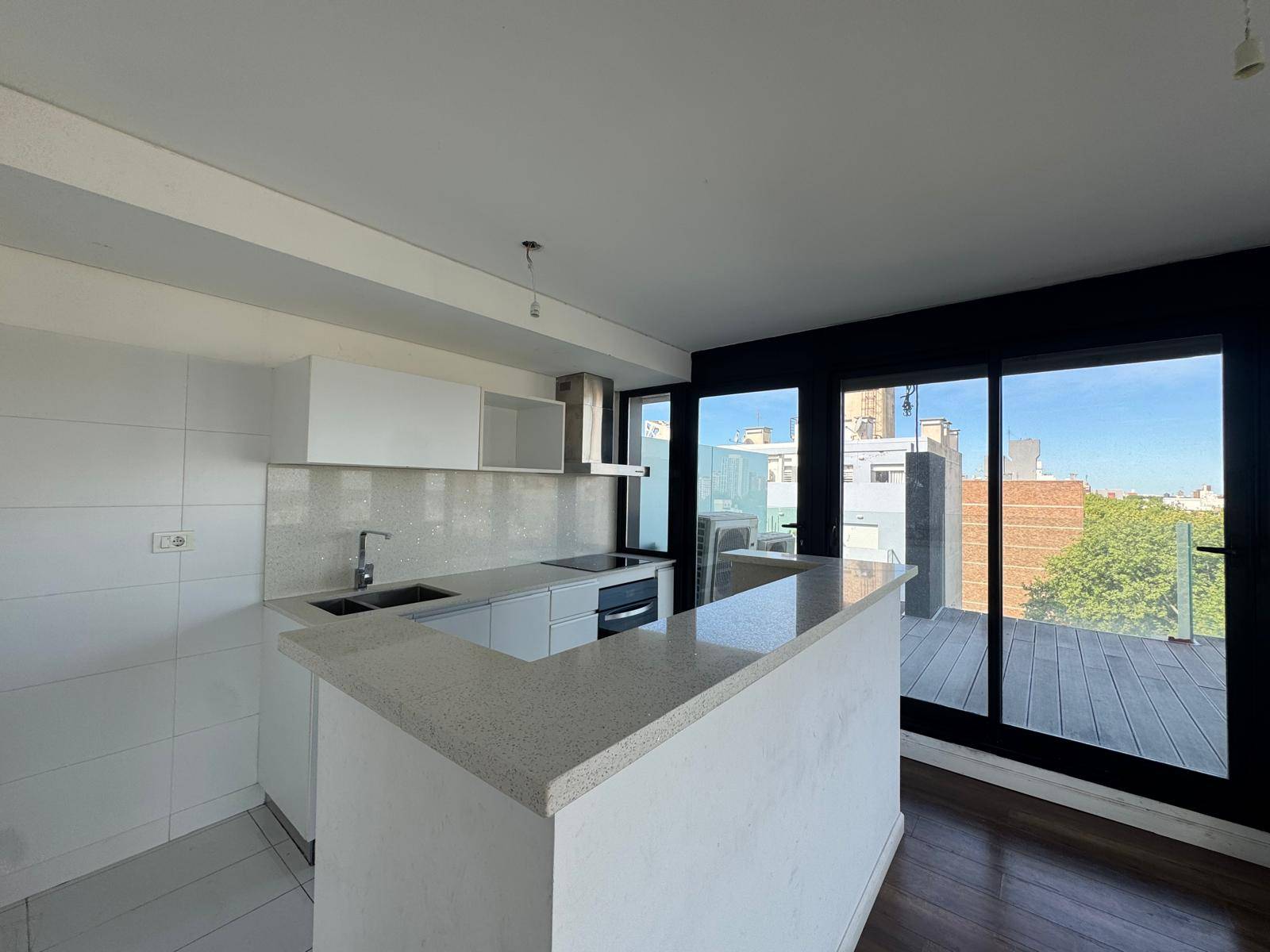 ALQUILER APARTAMENTO 2 DORMITORIOS, AMPLIA TERRAZA · Foto 4