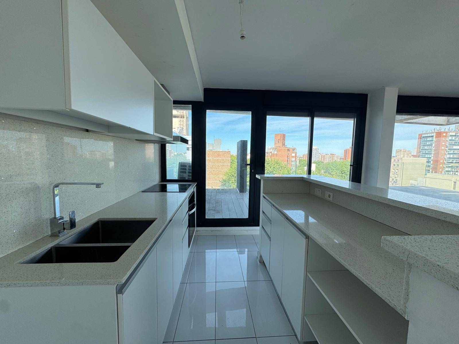 ALQUILER APARTAMENTO 2 DORMITORIOS, AMPLIA TERRAZA · Foto 6