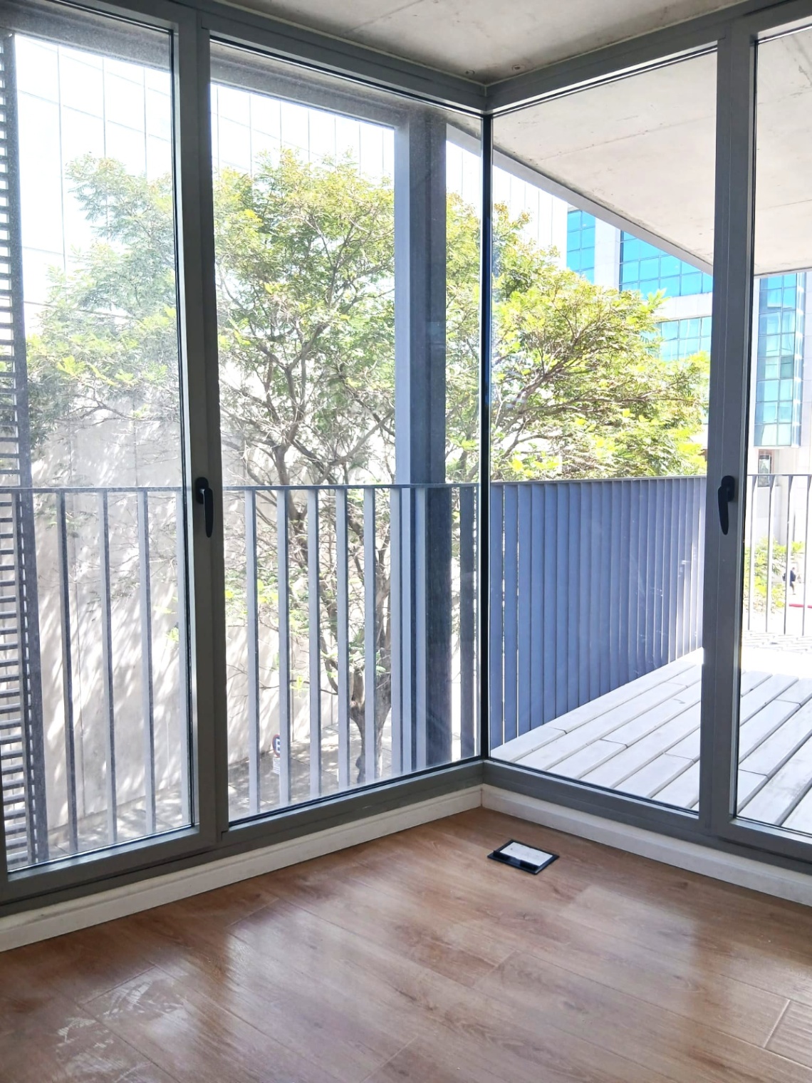 ALQUILER APARTAMENTO UN DORMITORIO, BALCÓN, PISCINA CENTRO · Foto 2