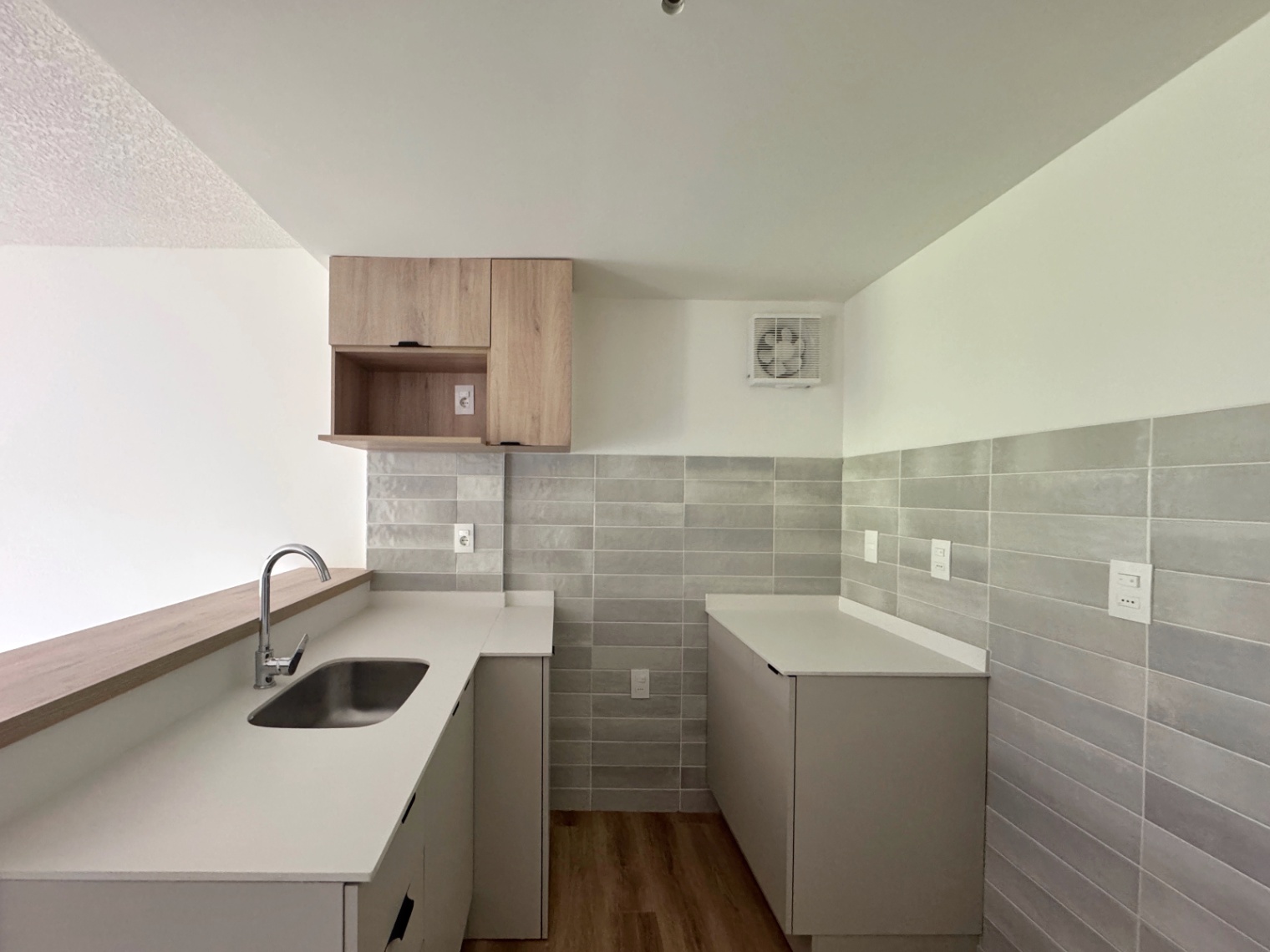 ALQUILER APARTAMENTO UN DORMITORIO, GARAJE, A ESTRENAR EN LA BLANQUEADA · Foto 2