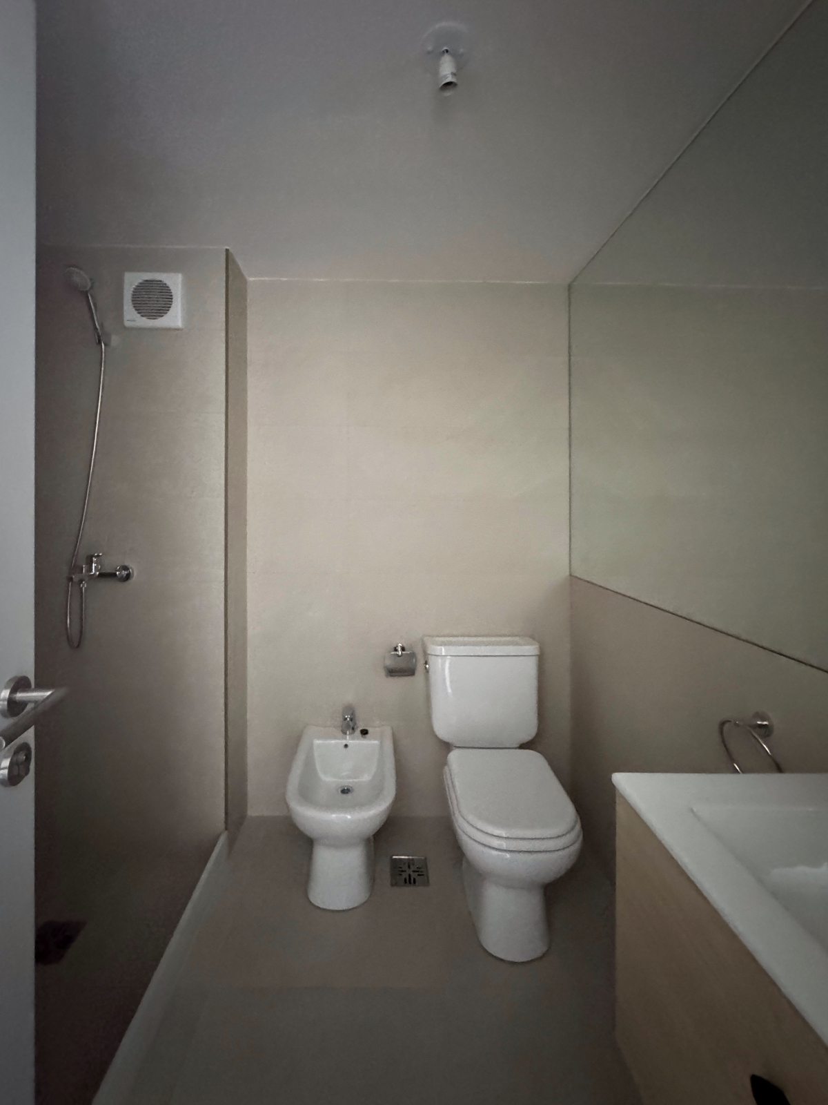 ALQUILER APARTAMENTO UN DORMITORIO, GARAJE, A ESTRENAR EN LA BLANQUEADA · Foto 6
