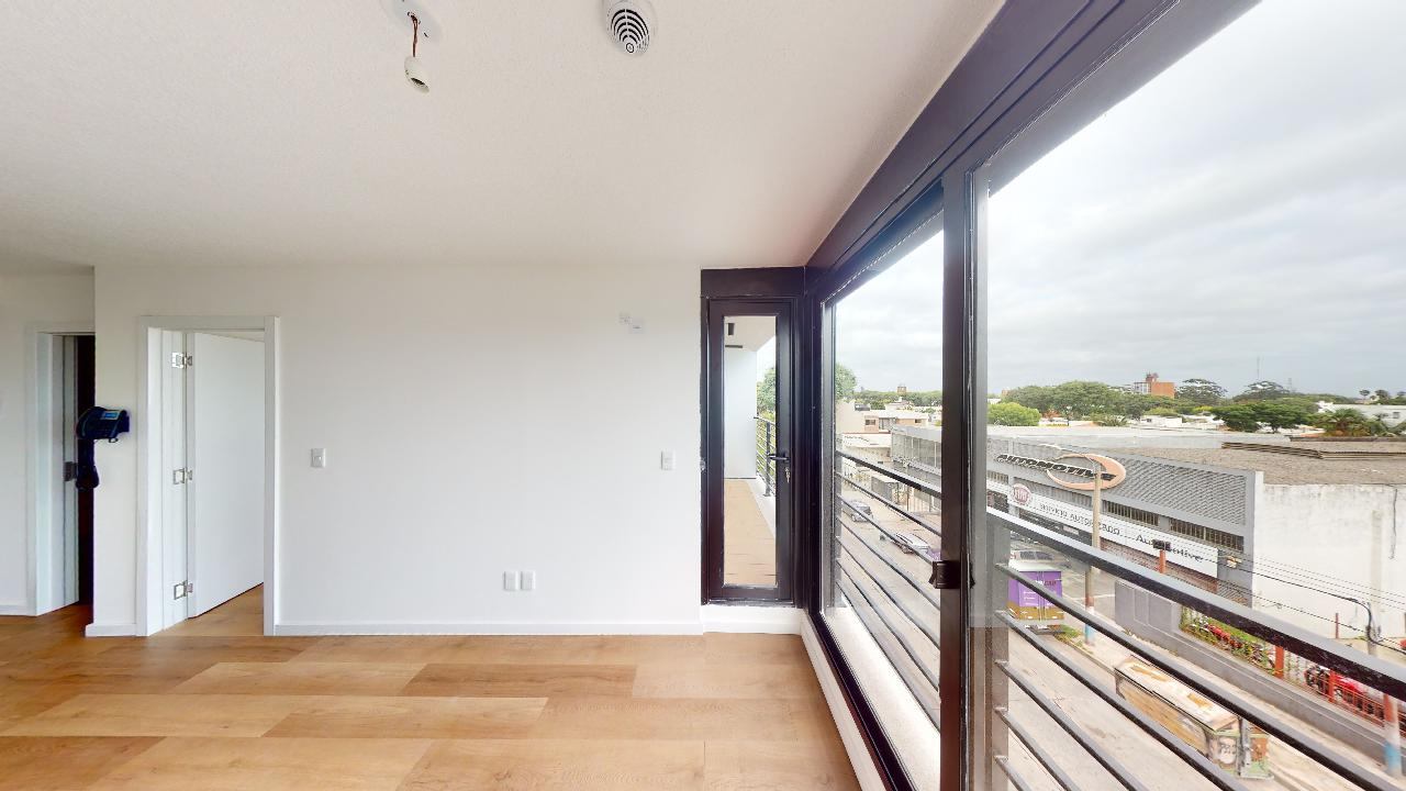 ALQUILER APARTAMENTO UN DORMITORIO, GARAJE EN LA BLANQUEADA · Foto 2