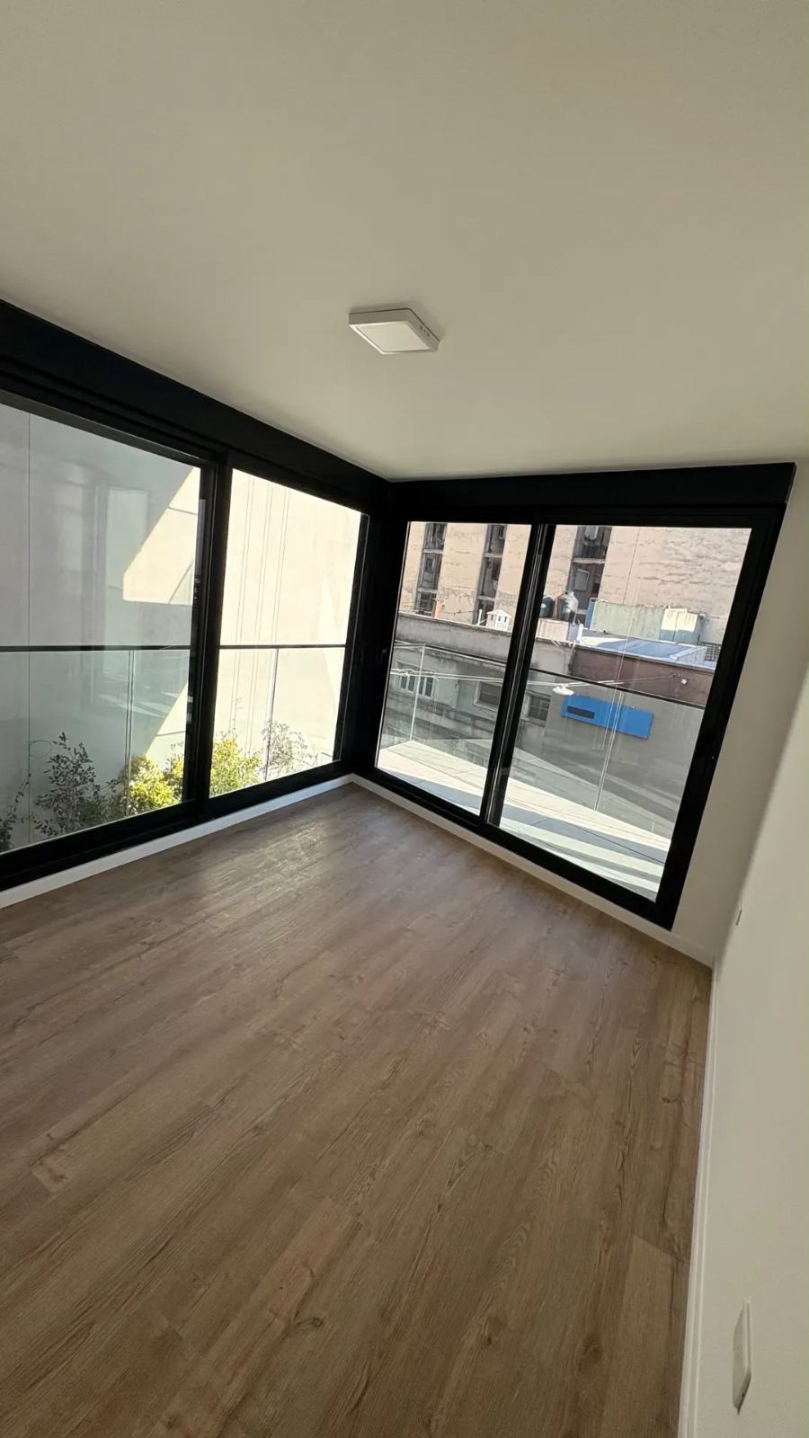 ALQUILER APARTAMENTO DOS DORMITORIOS, GARAJE EN EL CENTRO · Foto 3