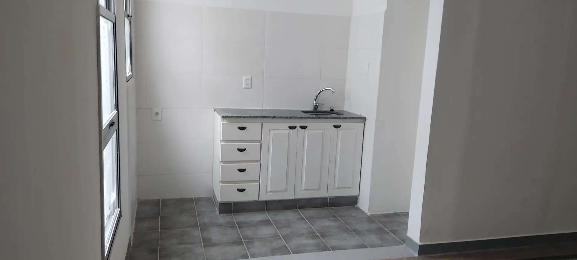 ALQUILER APARTAMENTO UN DORMITORIO, PATIO EN BUCEO · Foto 4