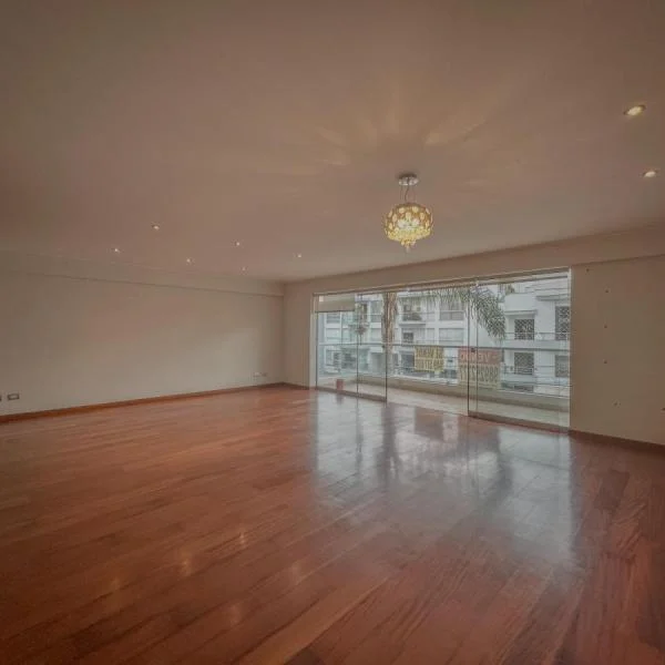 Departamento en venta en Santiago de Surco