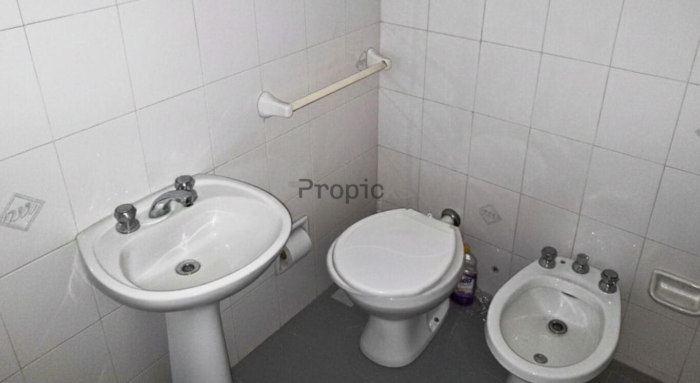 Alquiler de Oficina Ciudad Vieja · Foto 12