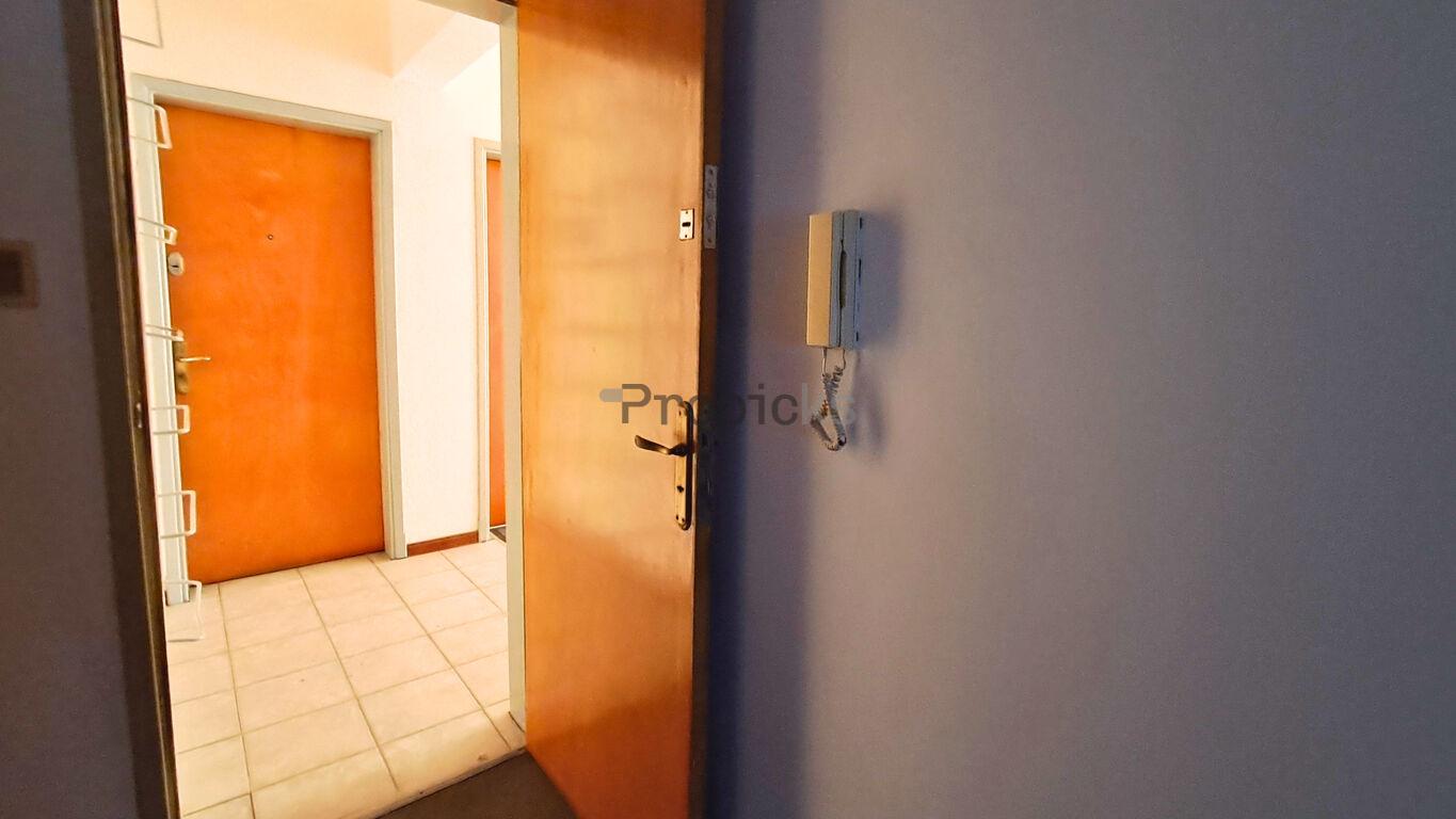 Alquiler de Oficina Ciudad Vieja · Foto 11