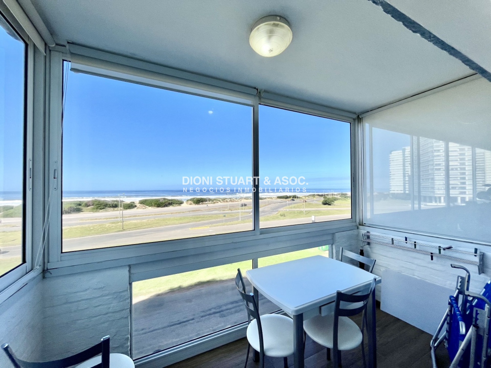 ALQUILER ANUAL O INVERNAL - APARTAMENTO 2 DORMITORIOS - FRENTE AL MAR - PLAYA BRAVA - TODO RECICLADO !! · Photo 5