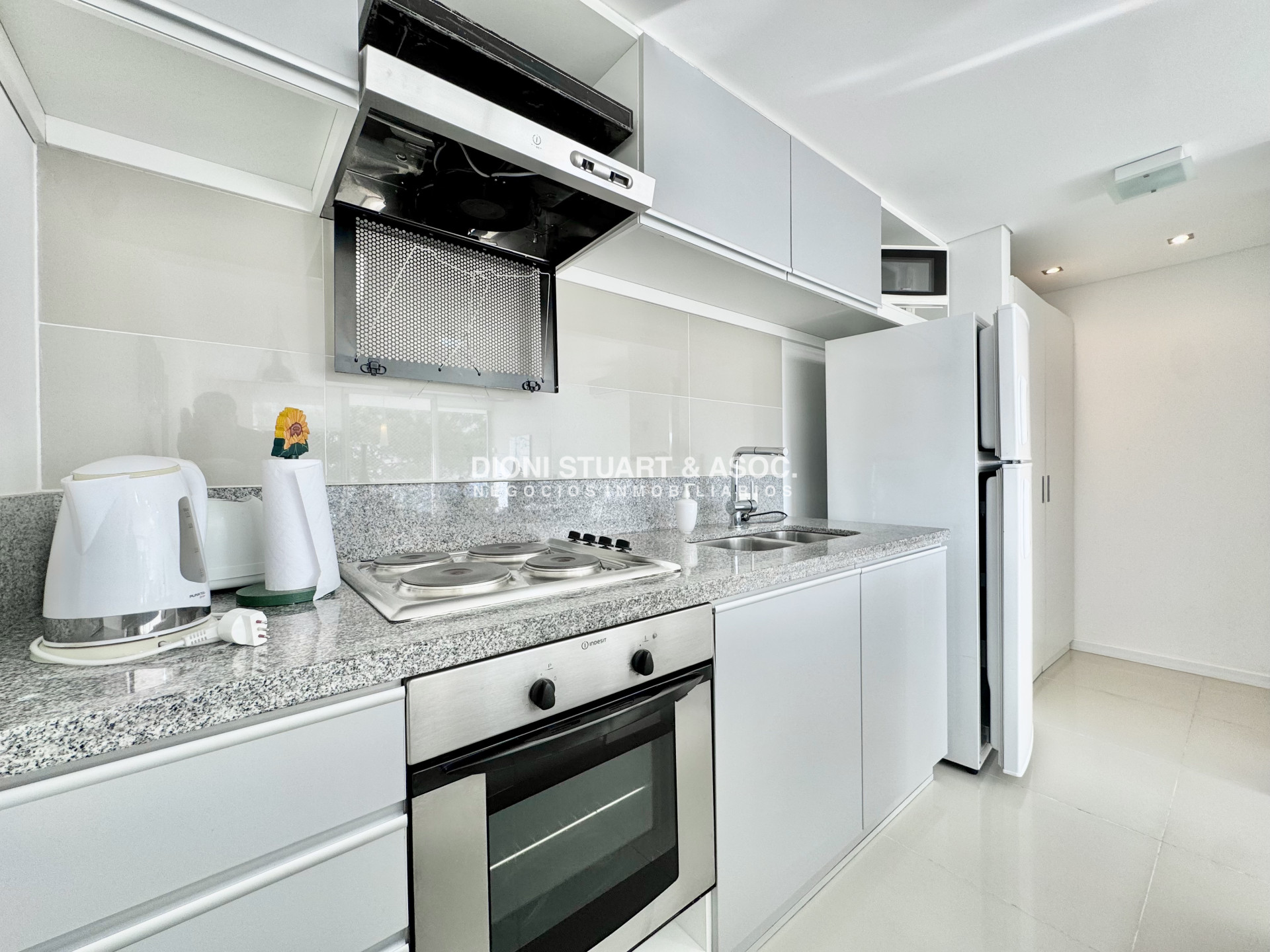 ALQUILER ANUAL O INVERNAL DE 2 DORMITORIOS - BE PUNTA - TODOS LOS AMENITIES · Photo 6